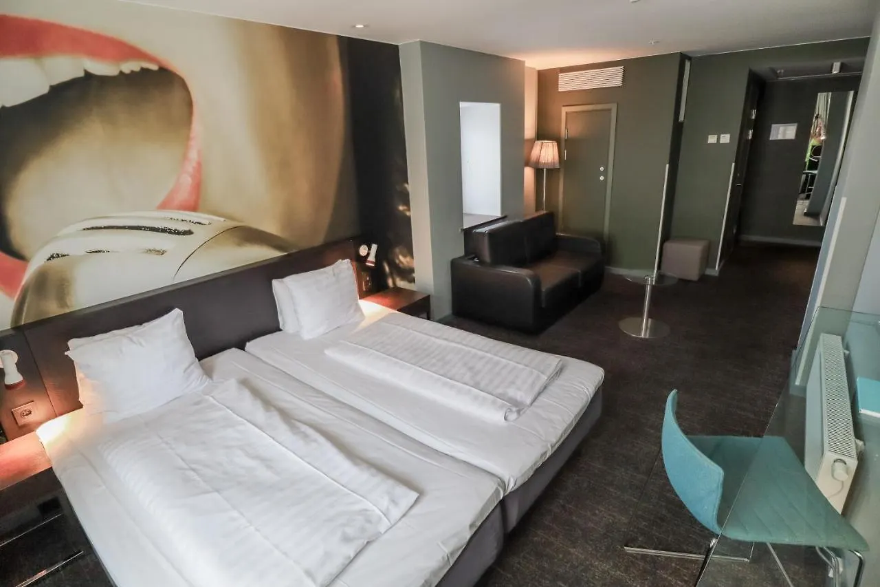 ***  Comfort Hotel Malmoe שבדיה