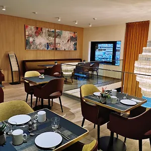 https://residhome-luxembourg-esch-belval.luxembourghotelsguide.com