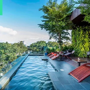 Hotel Silverland Yen Ho Chi Minh-Byen