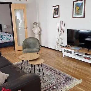 Two-bedroom In City Center Of Close To Copenhagen Malmö