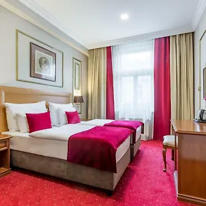 Myo Caruso Hotel